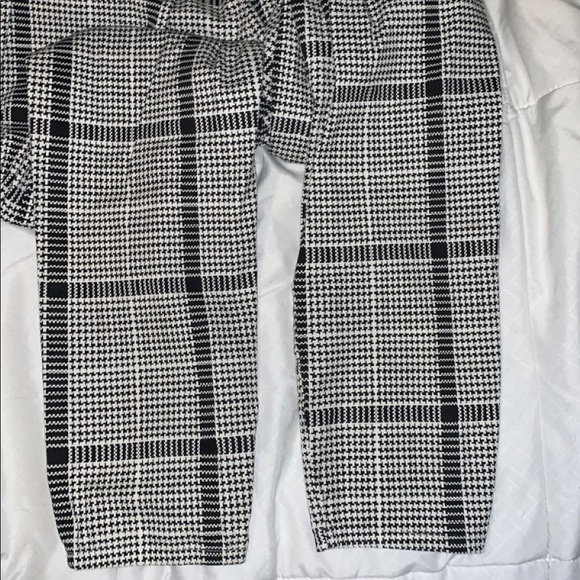 Pants - Picture 5 of 7